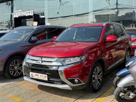 Outlander 2.4L PREMIUM 4WD  màu  Đỏ  sản xuất  2018 odo 57.000km xe cực hiếm1790566619333_8738664610871529058_g80116151425396539_323a8bddf9802979a39d4ee4501c9dee