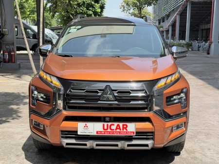 Xpander Cross cam 2023  odo 30.000 km